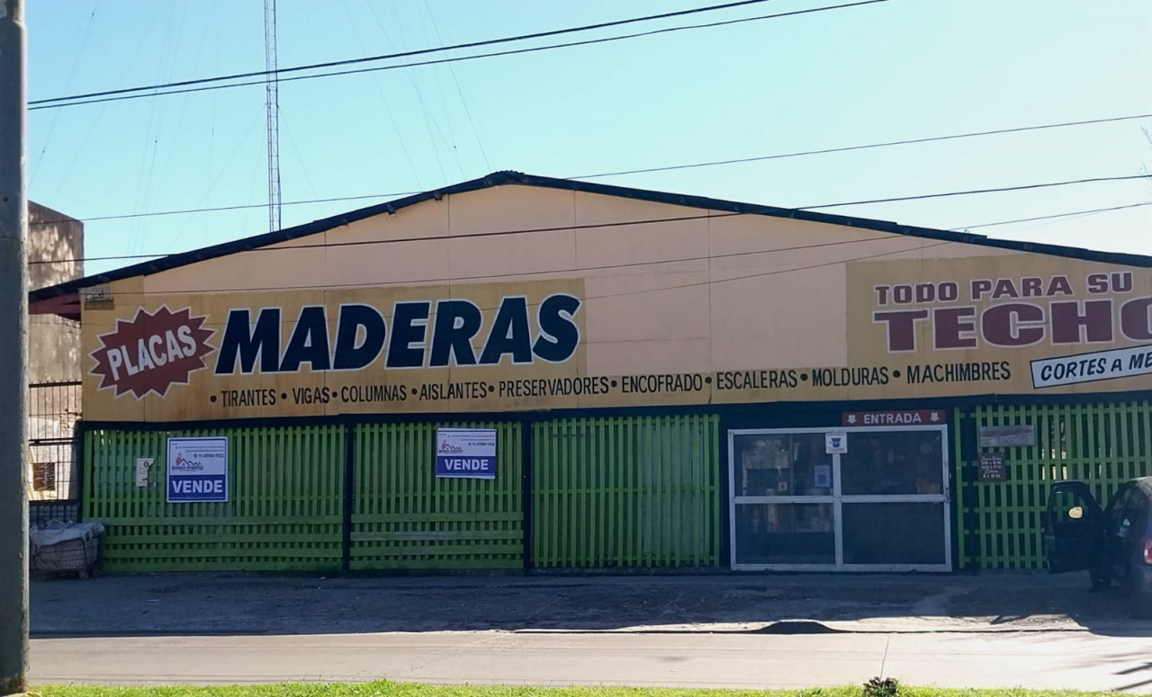 Sobre Av. Balbin  2 lotes Juntos o separados